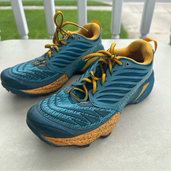 La Sportiva Shoes - La Sportiva Akasha Blue Trail Running Sneakers Shoes 1988-C Women Size 7